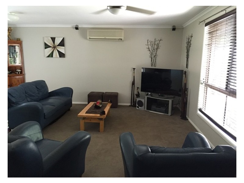 12 Lake Entrance Boulevard, Noosaville QLD 4566