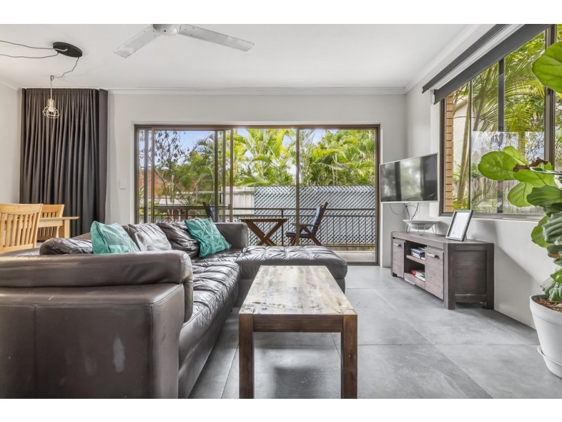 2/26 Katharina Street, Noosa Heads QLD 4567