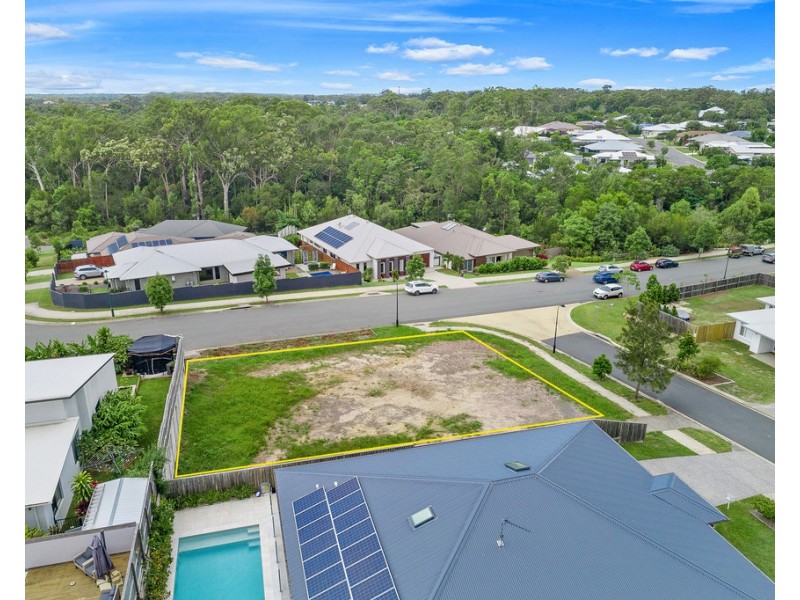 27 Shire Drive, Noosaville QLD 4566
