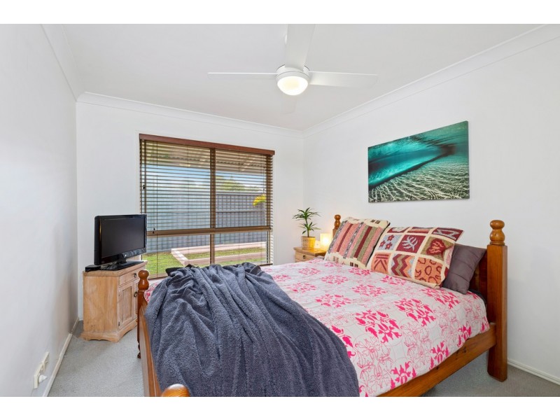 3 Hawley Court, Sunrise Beach QLD 4567