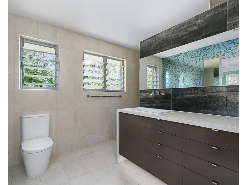 5 Goodchap Street, Tewantin QLD 4565