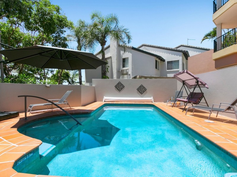 1/2 Park Crescent, Sunshine Beach QLD 4567