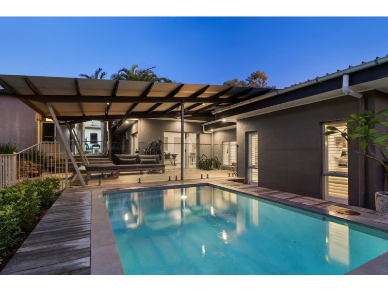 27 Sleepy Hollow Drive, Noosa Heads QLD 4567