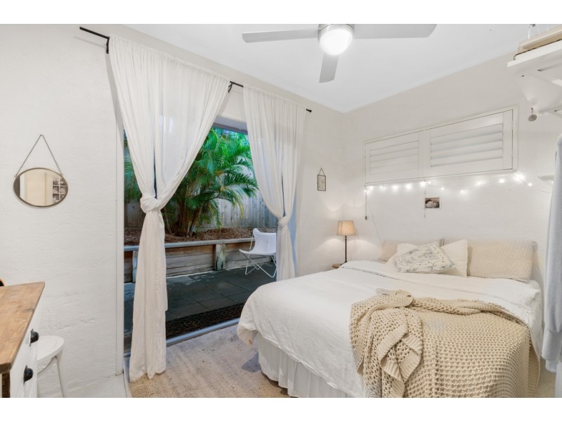 27 Sleepy Hollow Drive, Noosa Heads QLD 4567