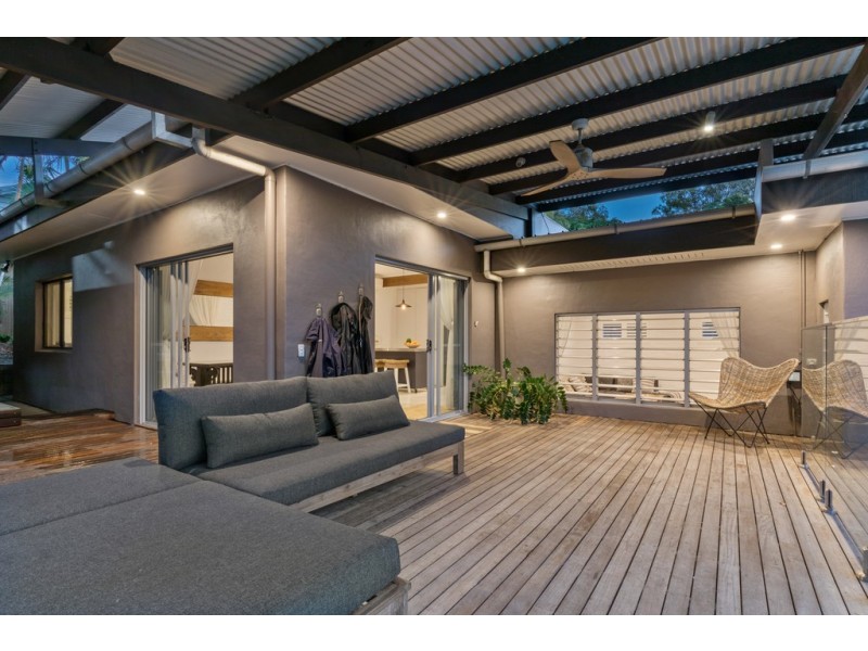 27 Sleepy Hollow Drive, Noosa Heads QLD 4567