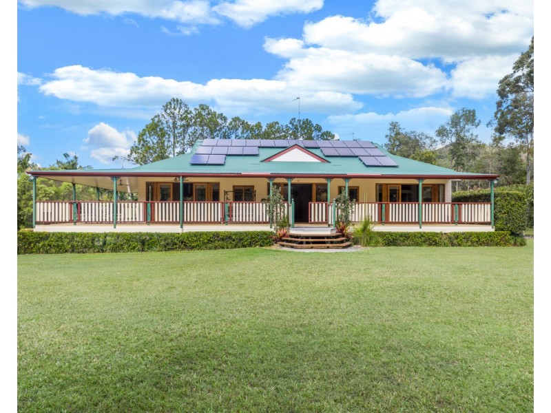 2 Paperbark Lane, Cooroibah QLD 4565