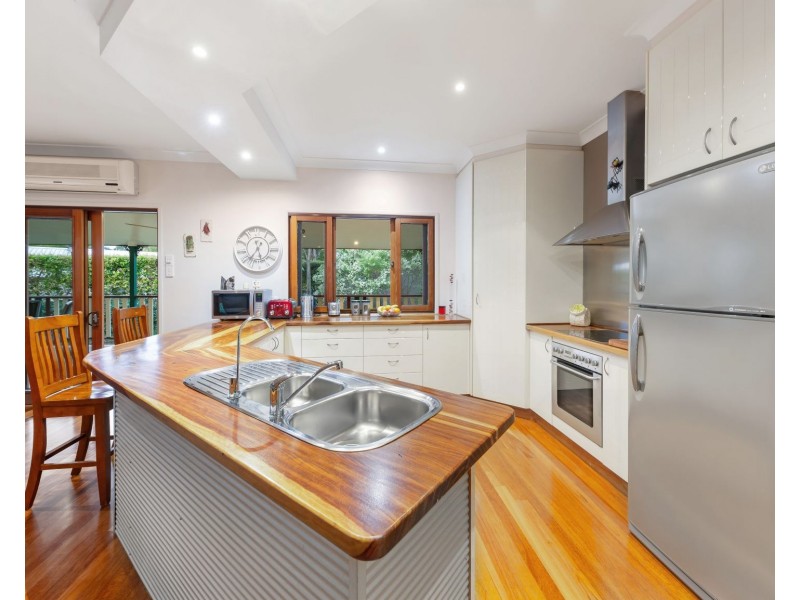 2 Paperbark Lane, Cooroibah QLD 4565