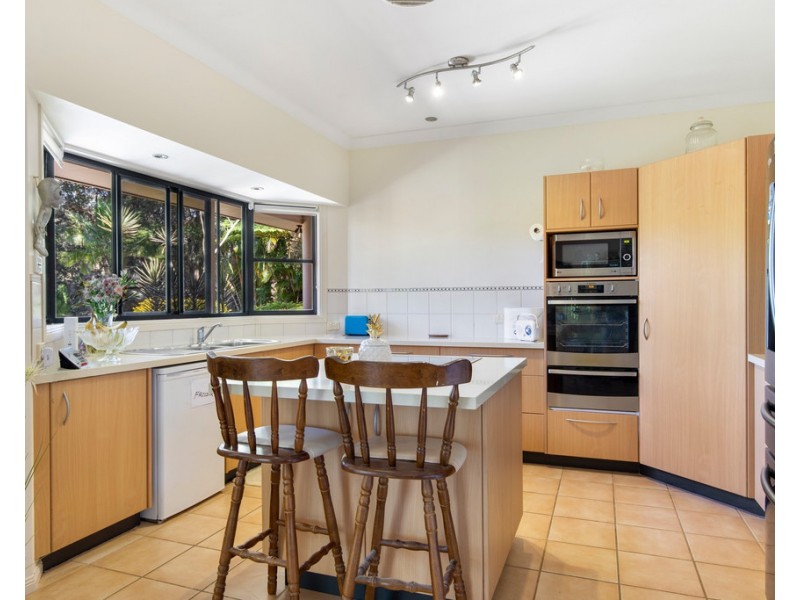 13 Whyandra Close, Doonan QLD 4562