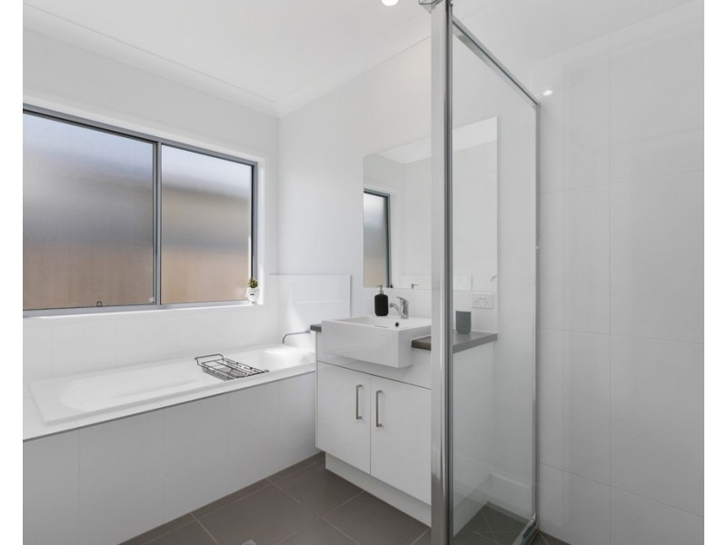 36 Viola Square, Peregian Springs QLD 4573