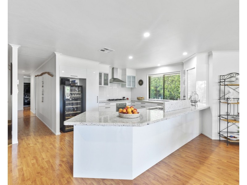 21 Cooroibah Crescent, Tewantin QLD 4565