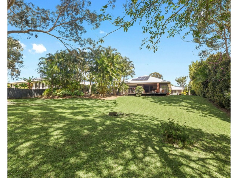 21 Cooroibah Crescent, Tewantin QLD 4565