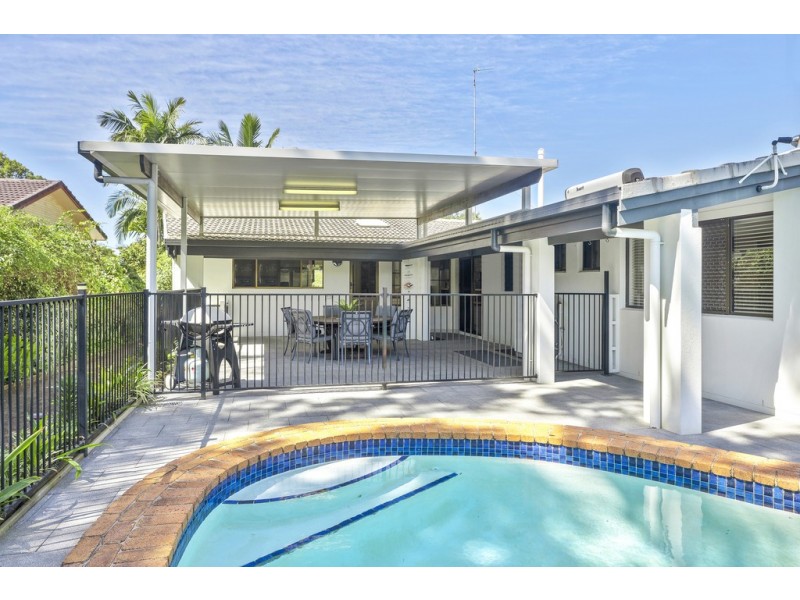 6 St Andrews Drive, Tewantin QLD 4565