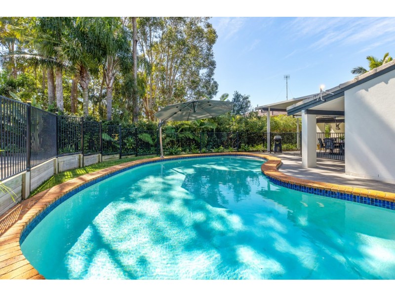6 St Andrews Drive, Tewantin QLD 4565