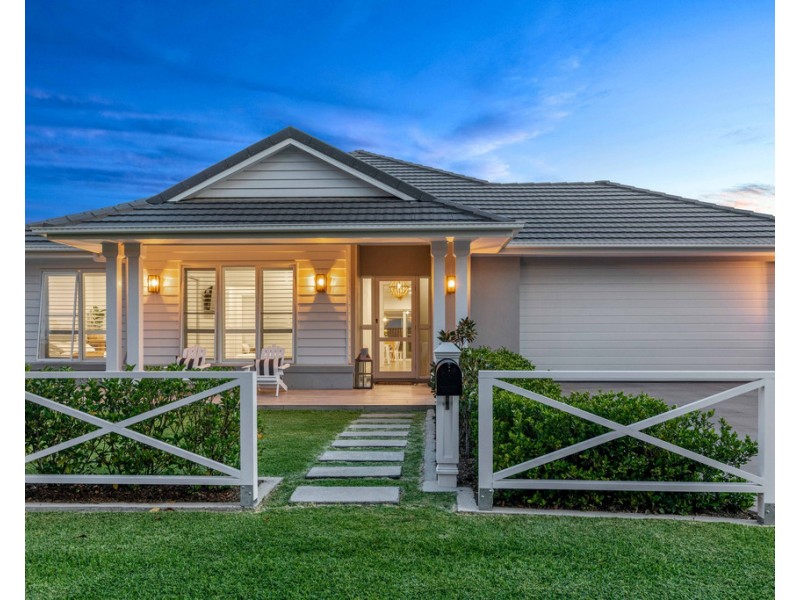37 Pine Street, Cooroy QLD 4563