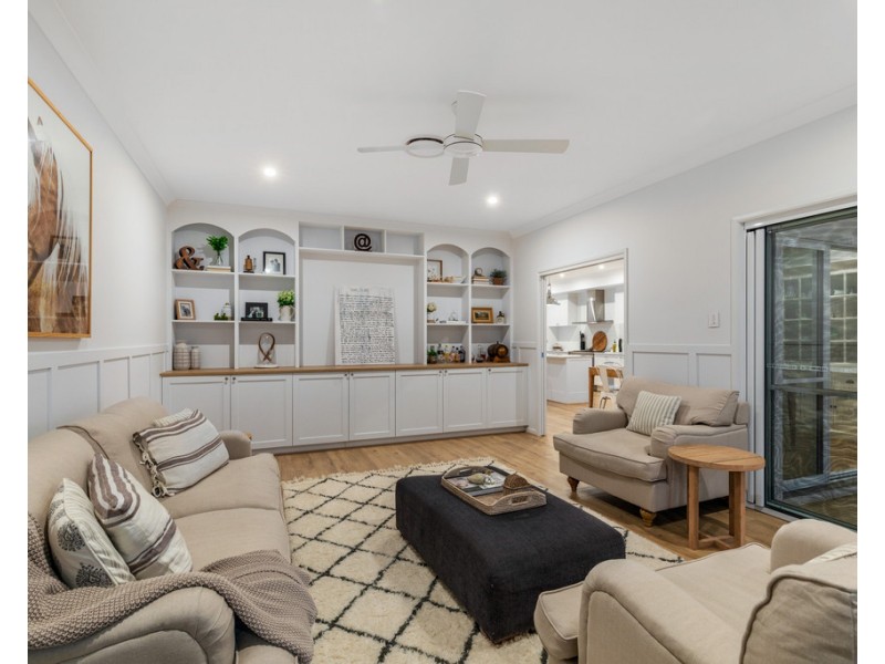 37 Pine Street, Cooroy QLD 4563