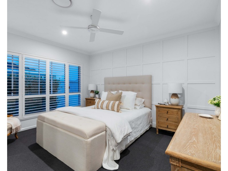 37 Pine Street, Cooroy QLD 4563