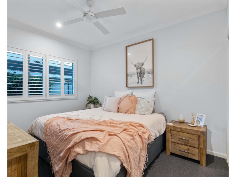 37 Pine Street, Cooroy QLD 4563