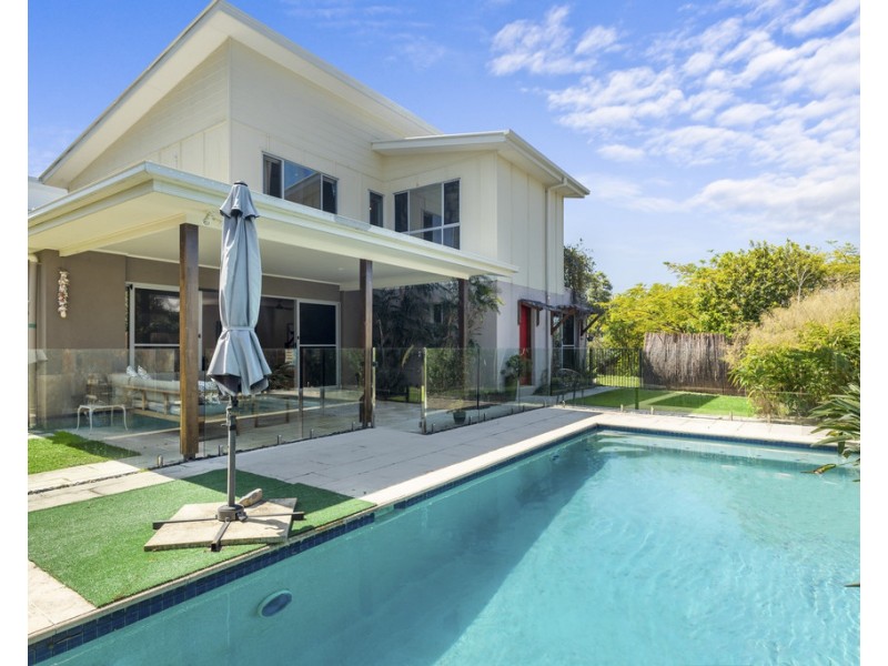 8 Quoll Court, Peregian Springs QLD 4573