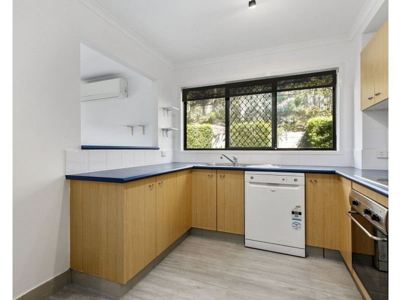 3/8 Beacon Court, Sunrise Beach QLD 4567