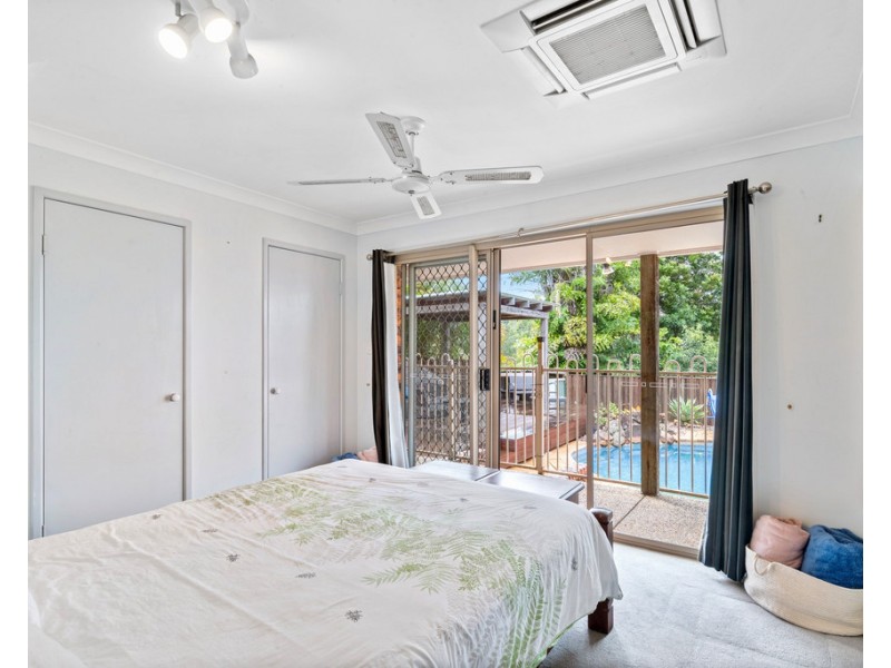 4 Falcon Crescent, Cooroy QLD 4563