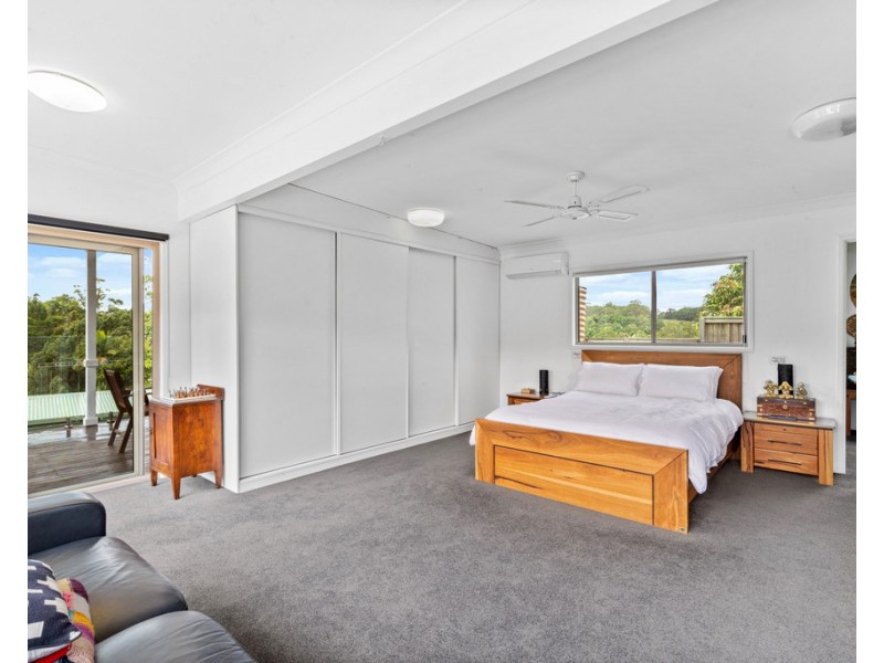 4 Falcon Crescent, Cooroy QLD 4563