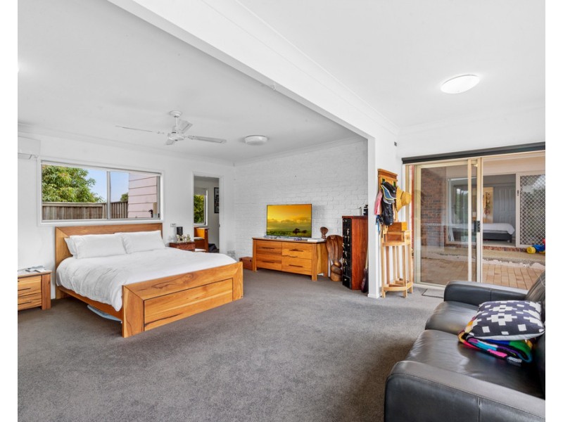 4 Falcon Crescent, Cooroy QLD 4563