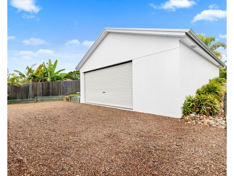 4 Falcon Crescent, Cooroy QLD 4563