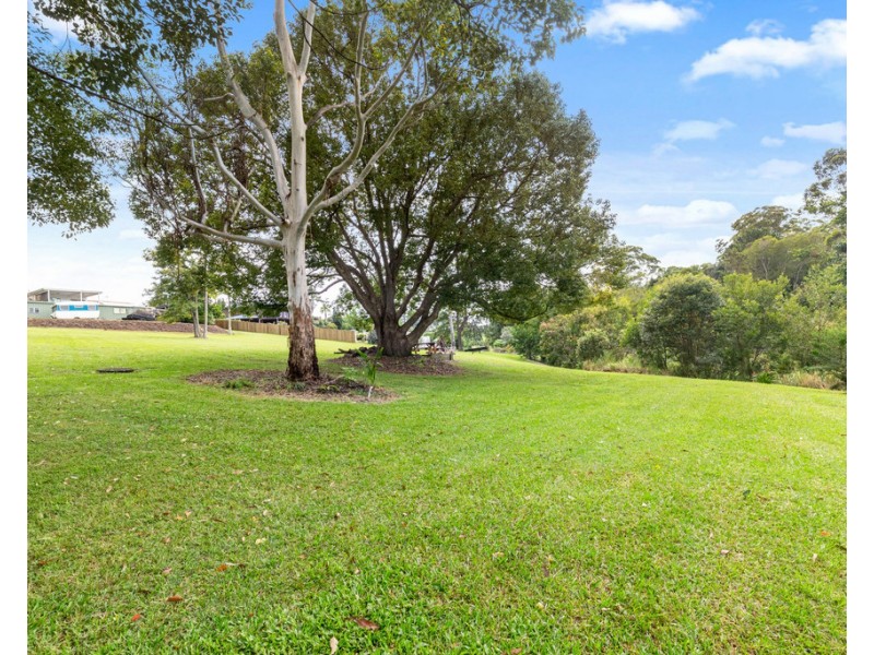 4 Falcon Crescent, Cooroy QLD 4563