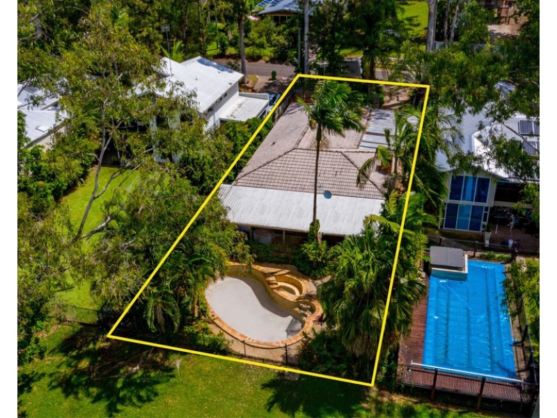 11 Morning Glory Drive, Cooroibah QLD 4565