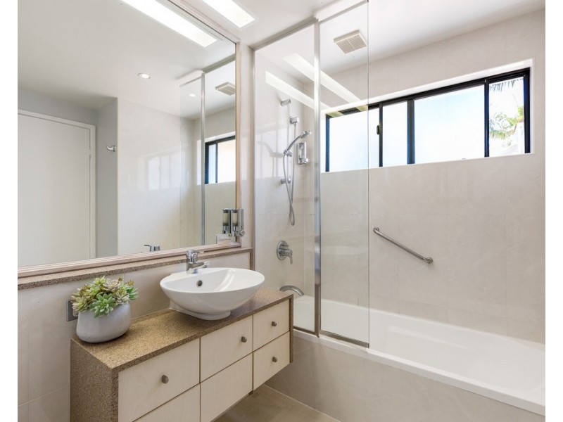 816/100 Resort Drive, Noosa Heads QLD 4567