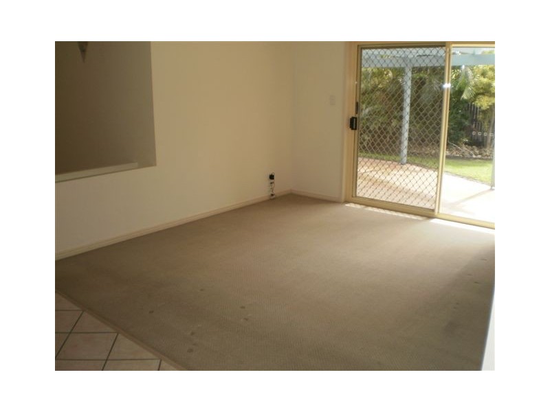 64 Lake Entrance Bvd, Noosaville QLD 4566