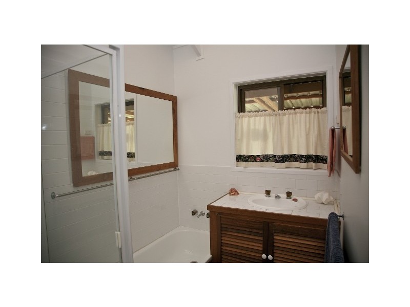 11 John St, Tewantin QLD 4565