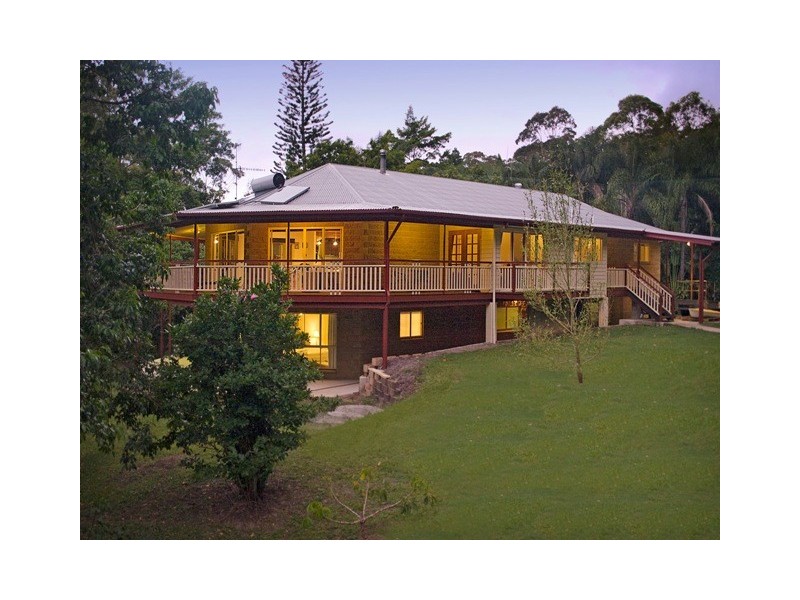 8 Burnett Place, Tewantin QLD 4565