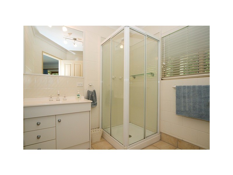 8 Burnett Place, Tewantin QLD 4565