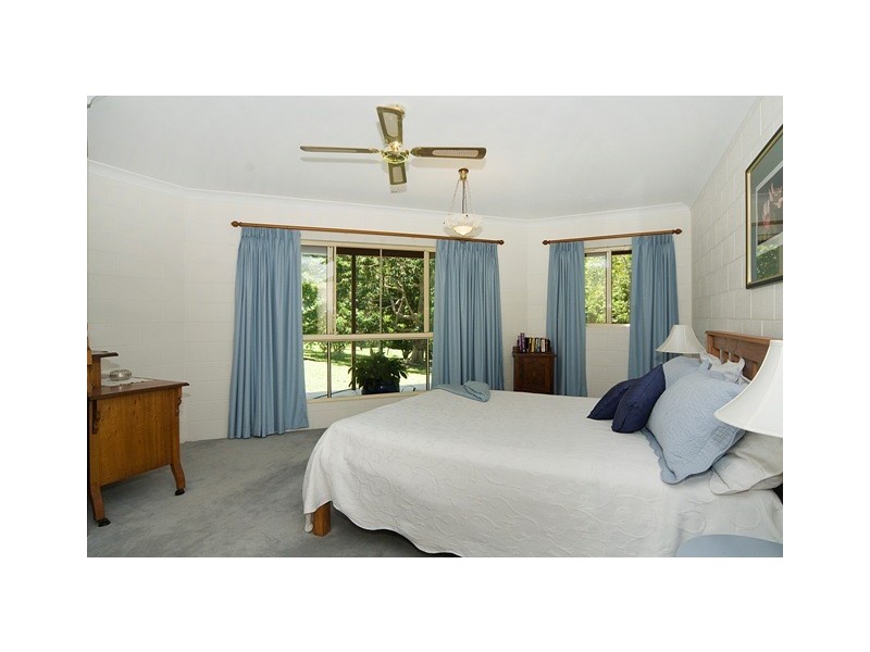 8 Burnett Place, Tewantin QLD 4565