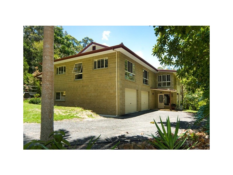 8 Burnett Place, Tewantin QLD 4565