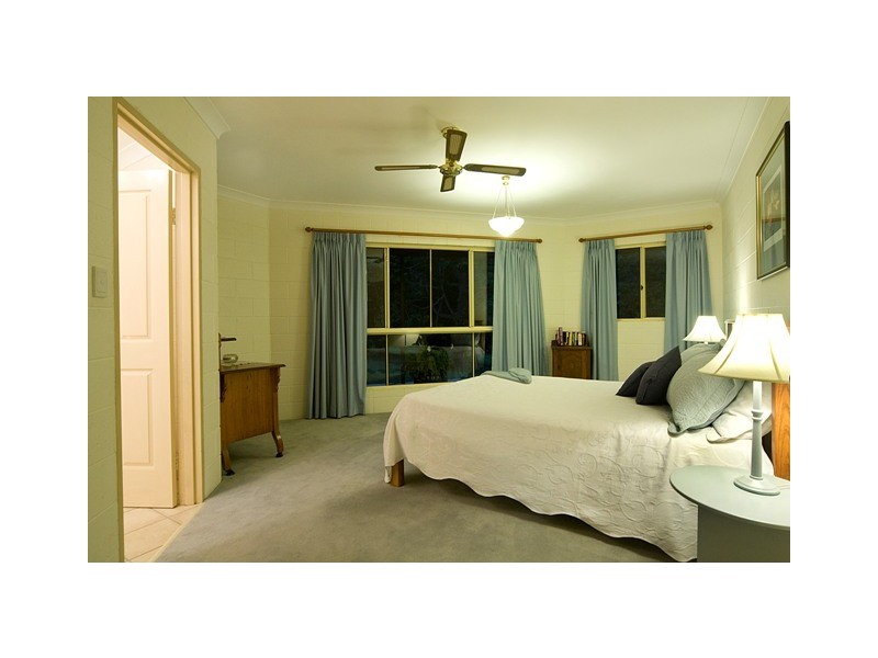 8 Burnett Place, Tewantin QLD 4565