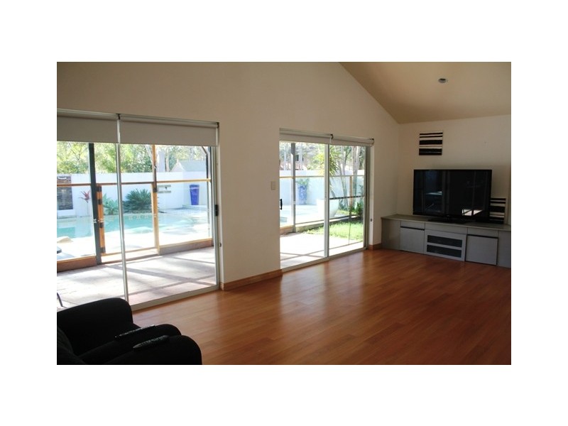 34 Morning Glory Drive, Cooroibah QLD 4565