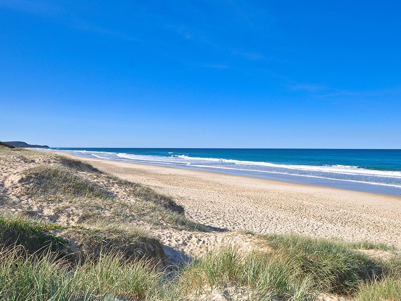 2/17 Margit Cr, Sunrise Beach QLD 4567