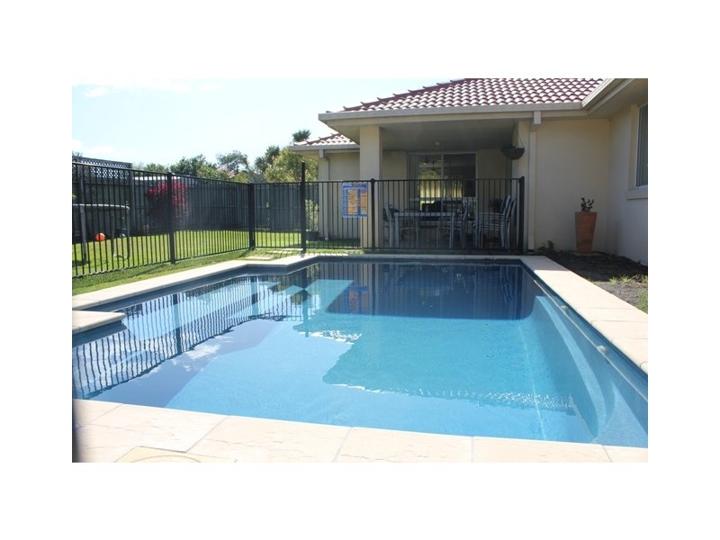 45 Furness Drive, Tewantin QLD 4565