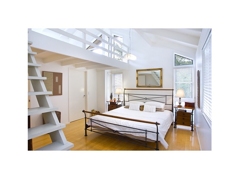 6 MOONARE CR, Noosa Heads QLD 4567