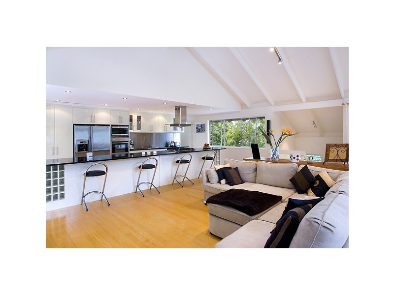 6 MOONARE CR, Noosa Heads QLD 4567