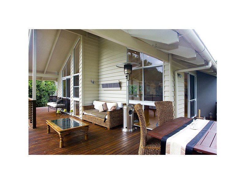 6 MOONARE CR, Noosa Heads QLD 4567