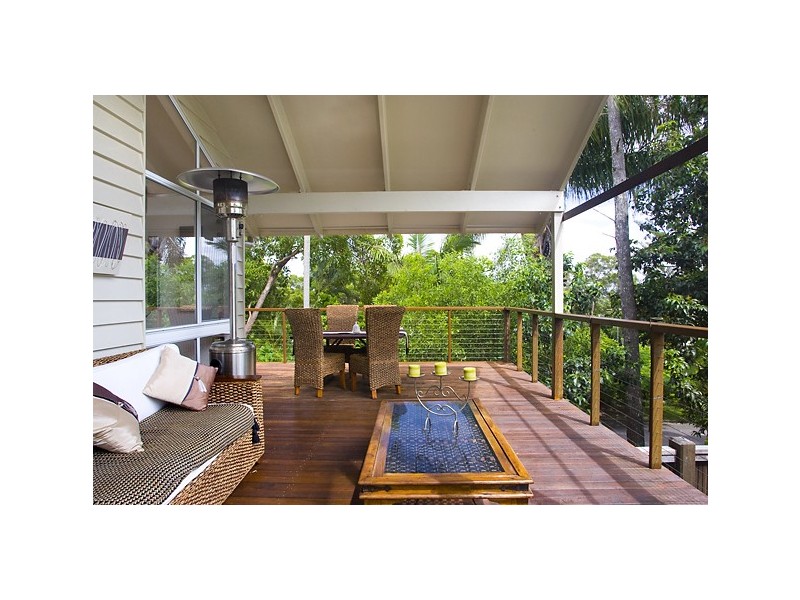6 MOONARE CR, Noosa Heads QLD 4567