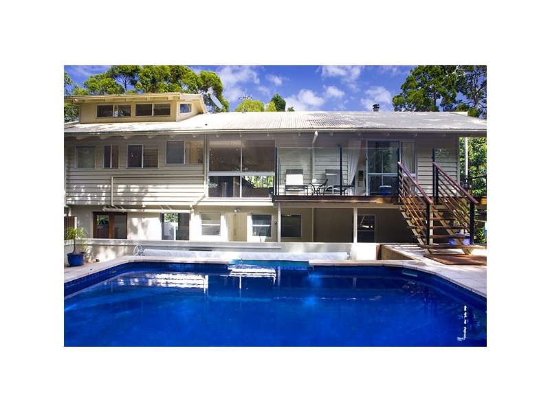 6 MOONARE CR, Noosa Heads QLD 4567