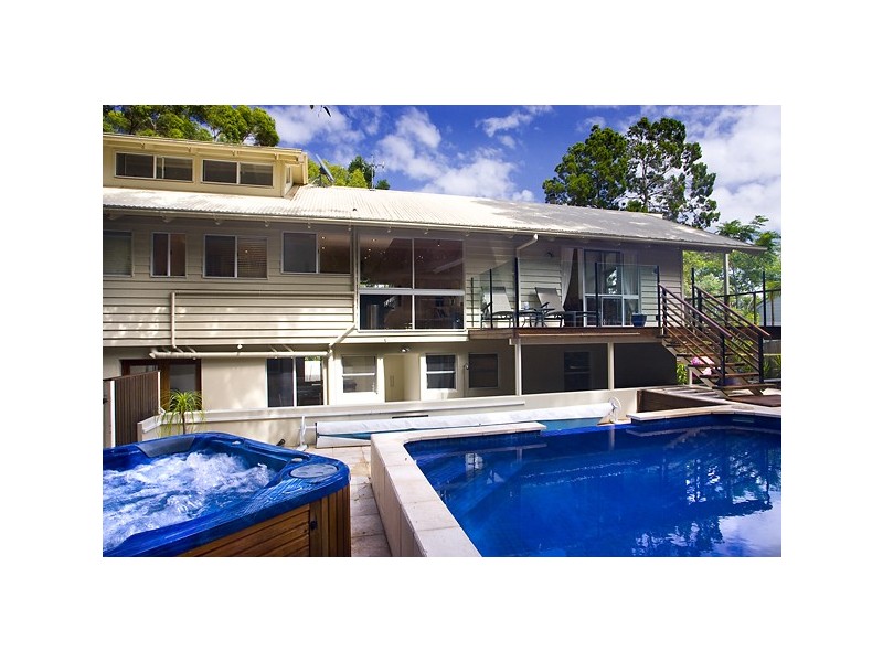 6 MOONARE CR, Noosa Heads QLD 4567