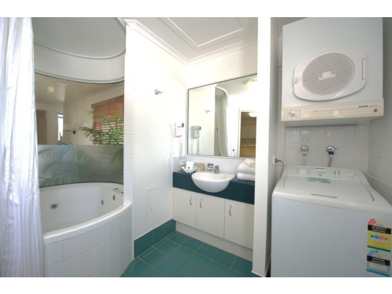 73 Hilton Terrace, Noosaville QLD 4566