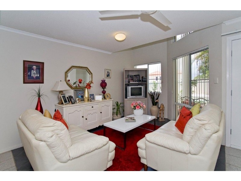 49 Southern Cross Parade, Sunrise Beach QLD 4567