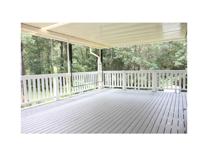 2 Sunrise Rd, Tinbeerwah QLD 4563