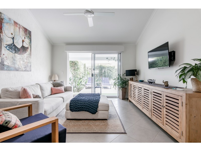 8/11 Woorookool Place, Noosaville QLD 4566